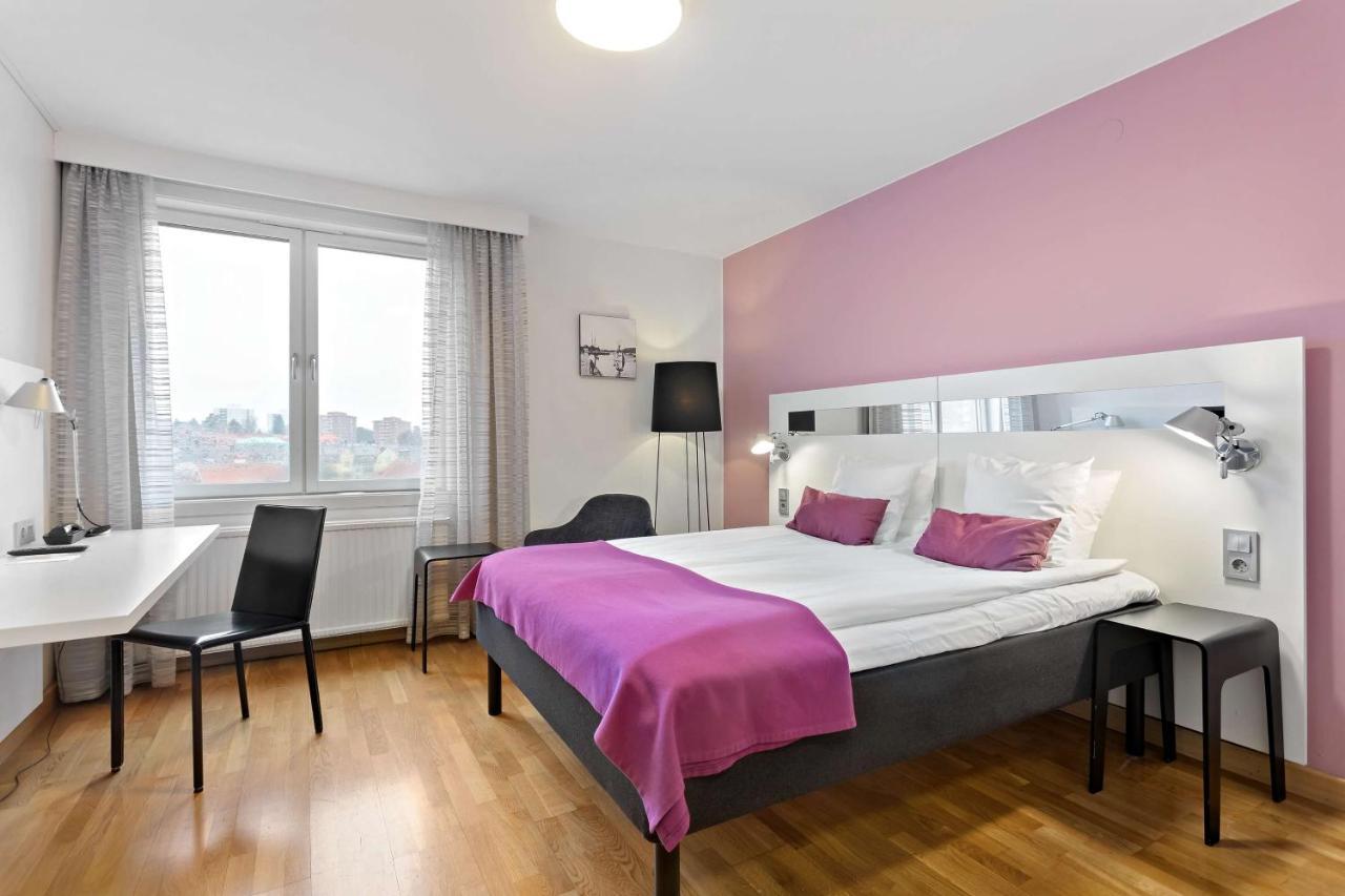 Best Western Plus Skogshojd Södertälje Buitenkant foto