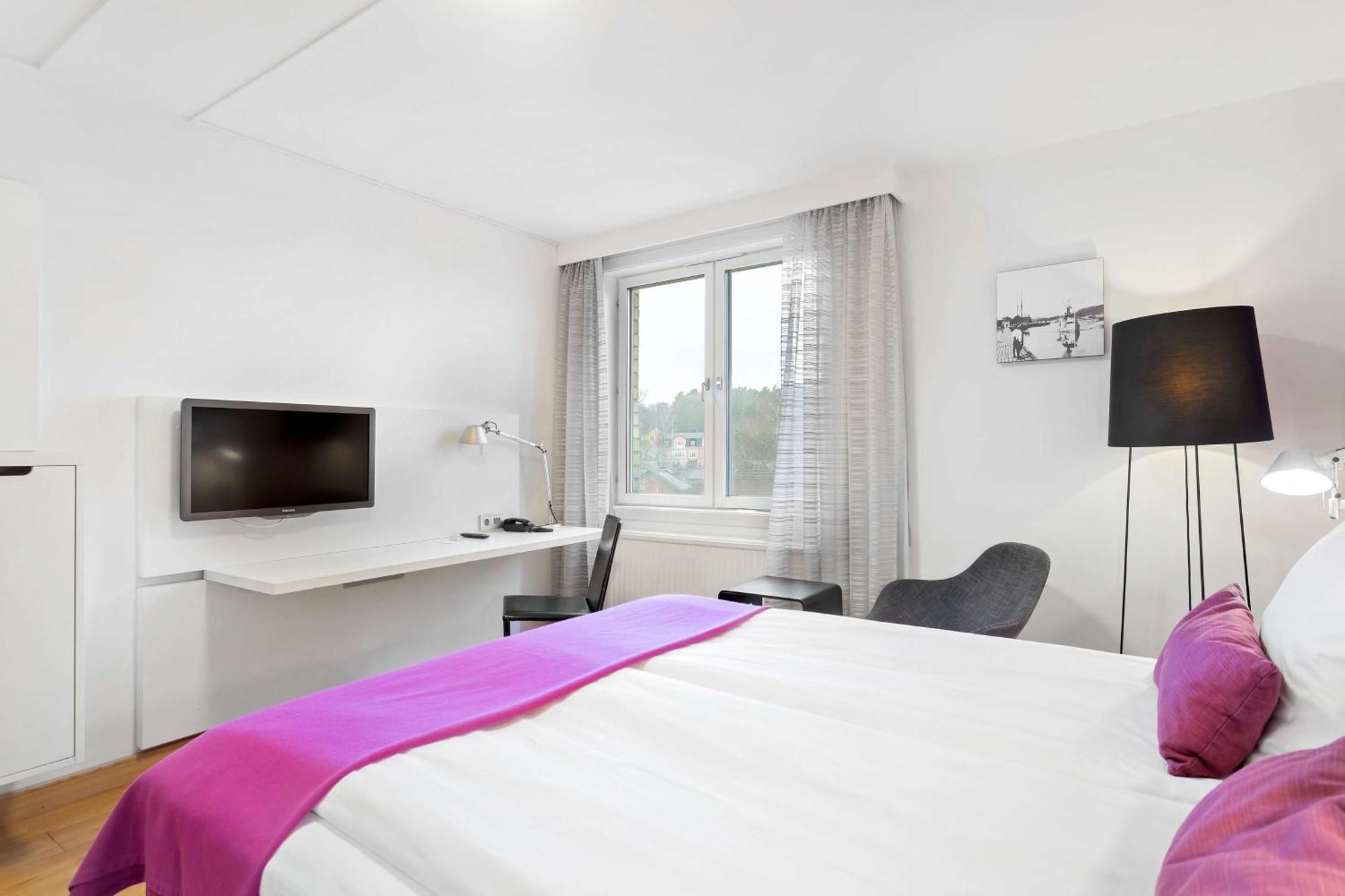 Best Western Plus Skogshojd Södertälje Buitenkant foto
