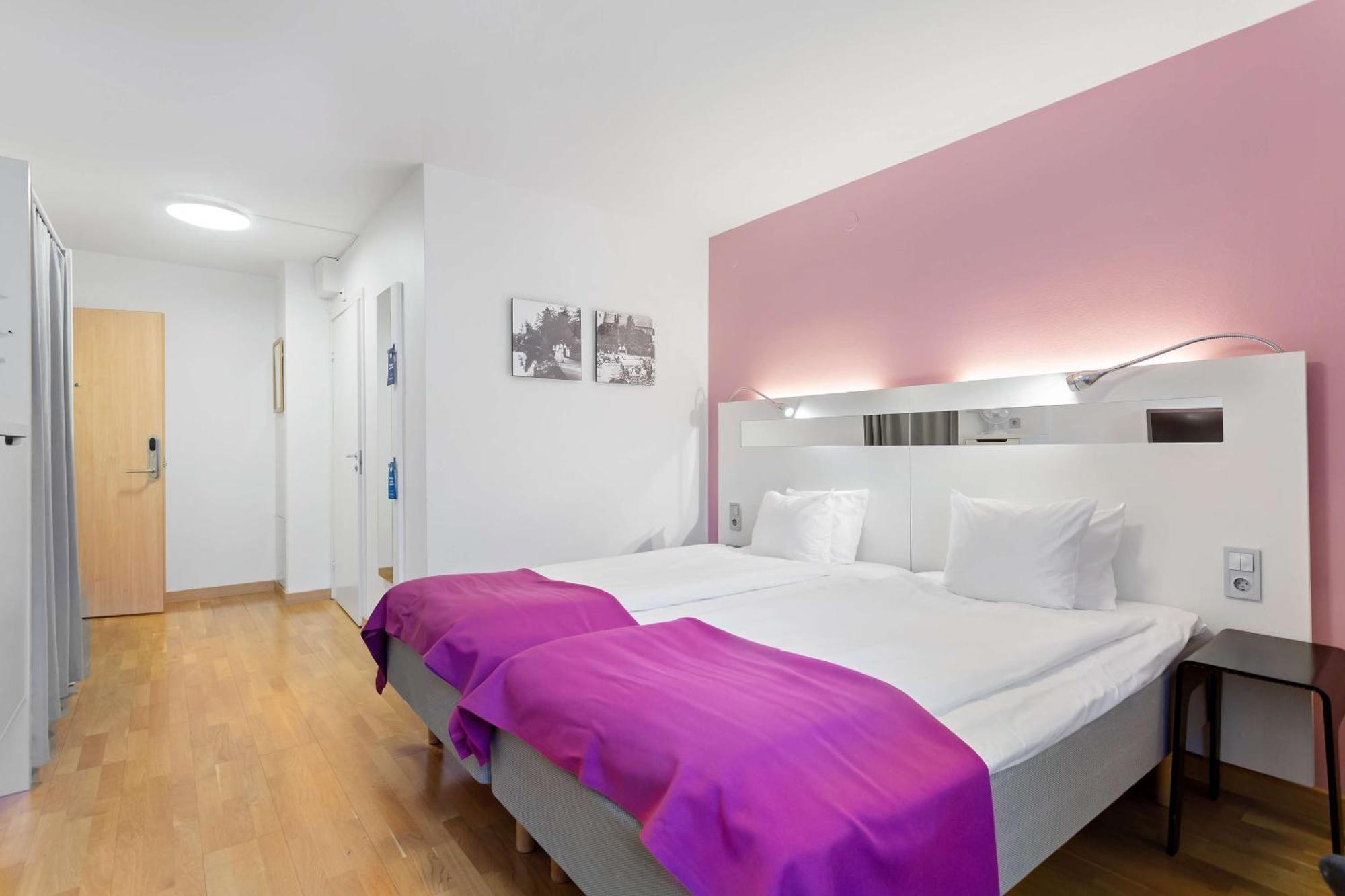 Best Western Plus Skogshojd Södertälje Buitenkant foto